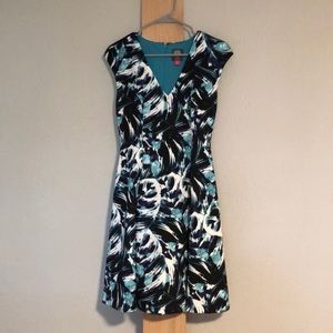 Vince Camuto Size 4 Dress